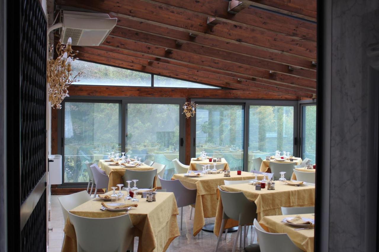 Hotel Margherita Montepiano 外观 照片